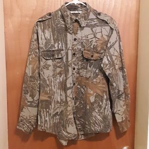 Sports Afield by Camco camo button up top